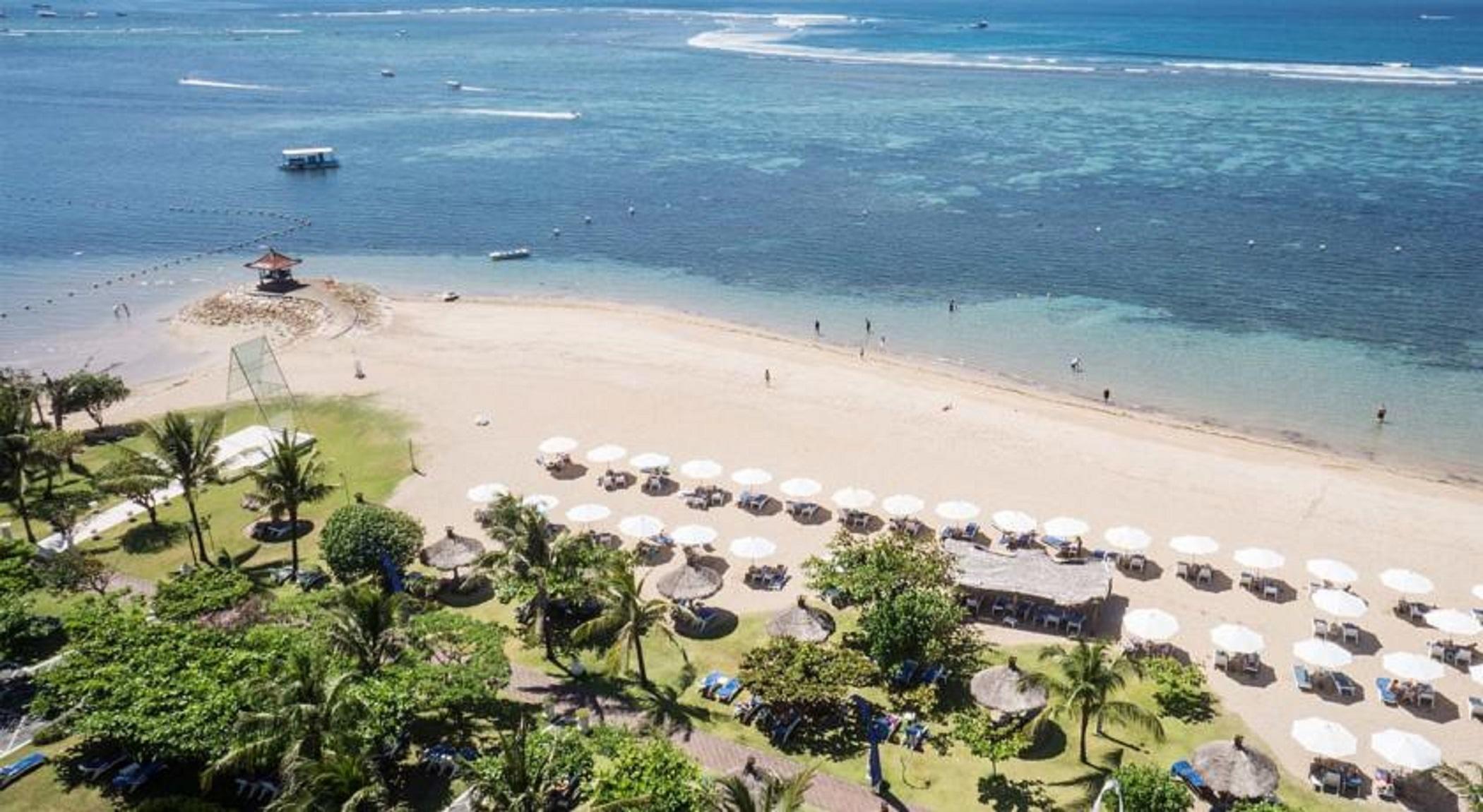 Grand Mirage Resort & Thalasso Bali Nusa Dua  Eksteriør billede The beach at the resort