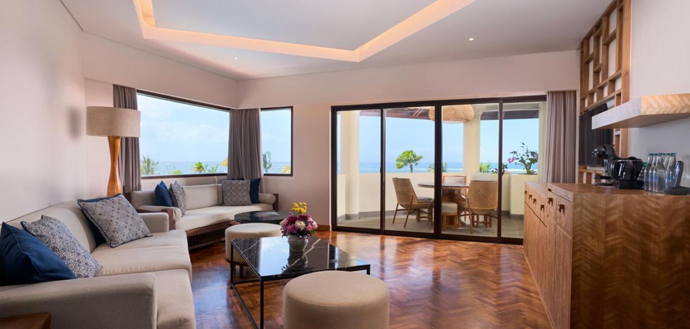 Grand Mirage Resort & Thalasso Bali Nusa Dua  Eksteriør billede A suite at the hotel